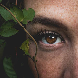 eye leaf dry eyes 1 300px